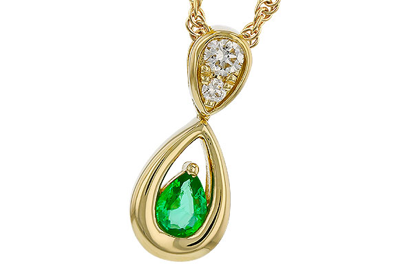 G311-77053: NECKLACE .10 EMERALD .16 TGW (4x3 EMER)